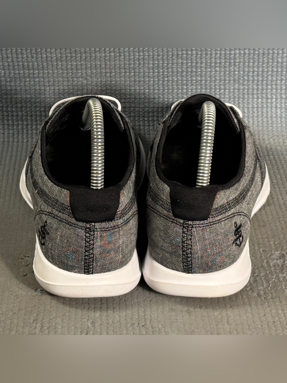 Skechers Women's Go Walk Lite Isla Boat Shoes  Gray Size 8.5 - Picture 7 of 9